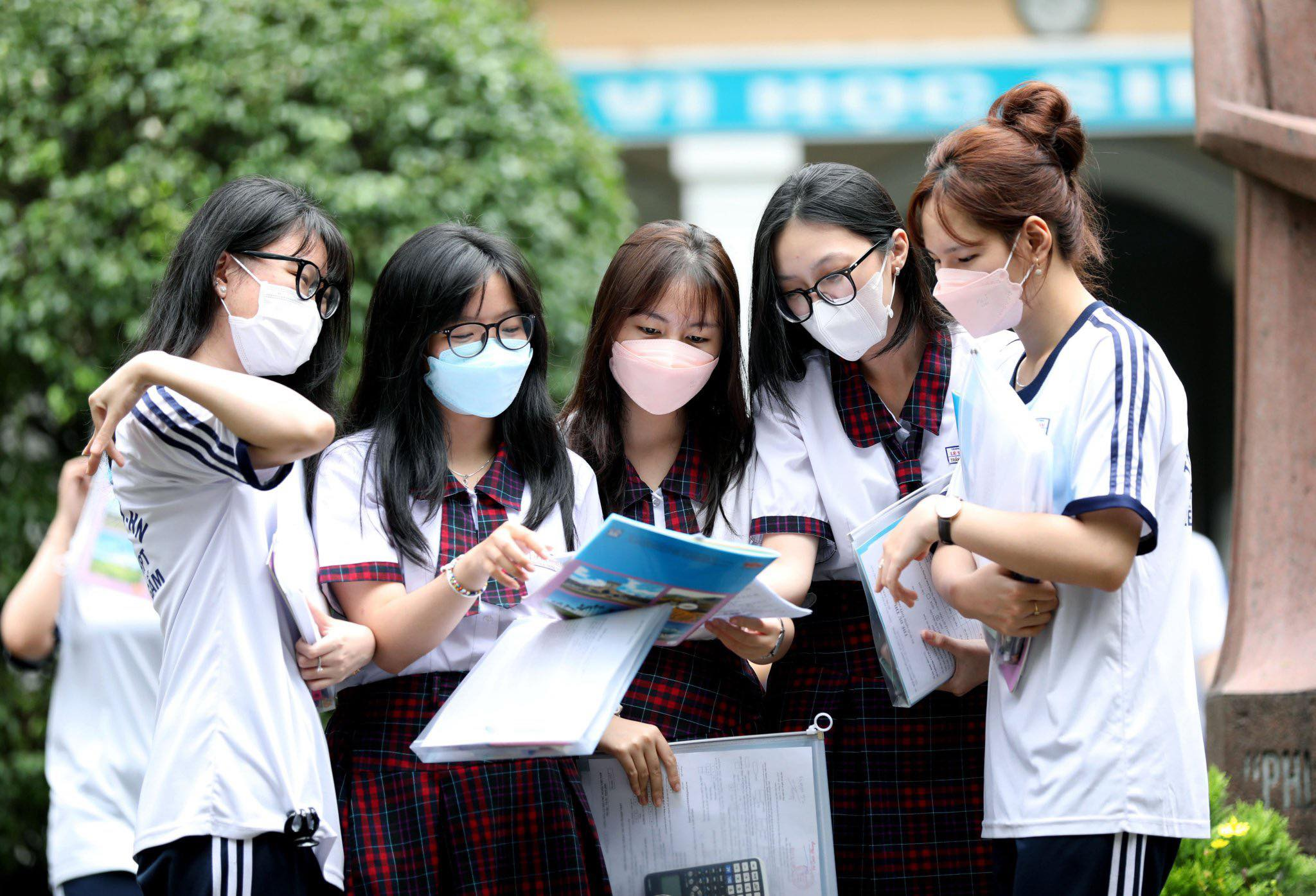 Thi đại học không còn là cánh cửa duy nhất: Bạn chọn lối đi nào?